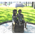 Sculptures en forme d&#39;enfants Bronze Boy and Girl Umbrella Fountain